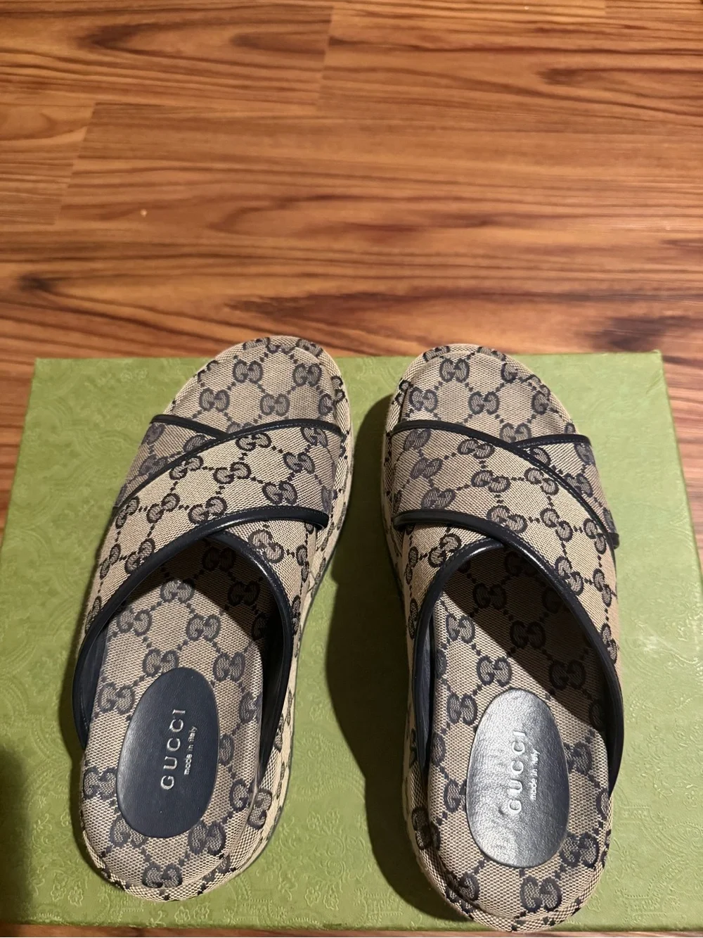 Gucci slide.